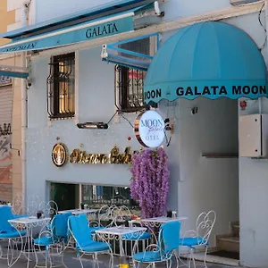 Отель Galata Moon